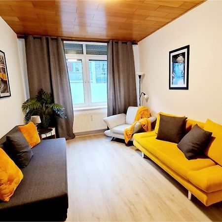 Elena Flat Sonnenblumen Duisburg Zentrum Extérieur photo