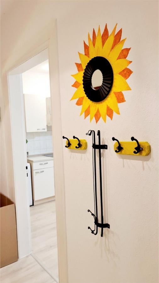 Elena Flat Sonnenblumen Duisburg Zentrum Extérieur photo