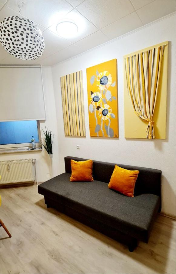 Elena Flat Sonnenblumen Duisburg Zentrum Extérieur photo
